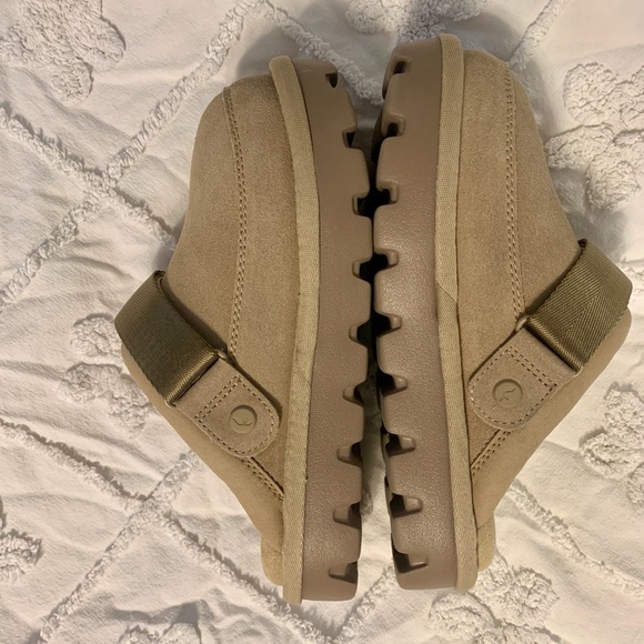 New Koolaburra by UGG clogs - Picture 8 of 10